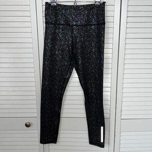 Zyia Black Reflective Mirage Light n Tight